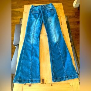 Cinch Women’s Seam front Lynden Jeans 26/1R